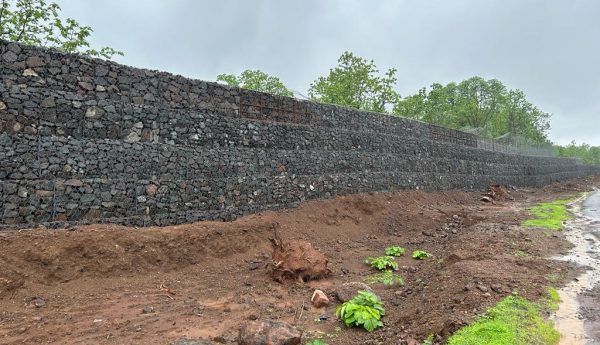 Reinforced Earth Walls